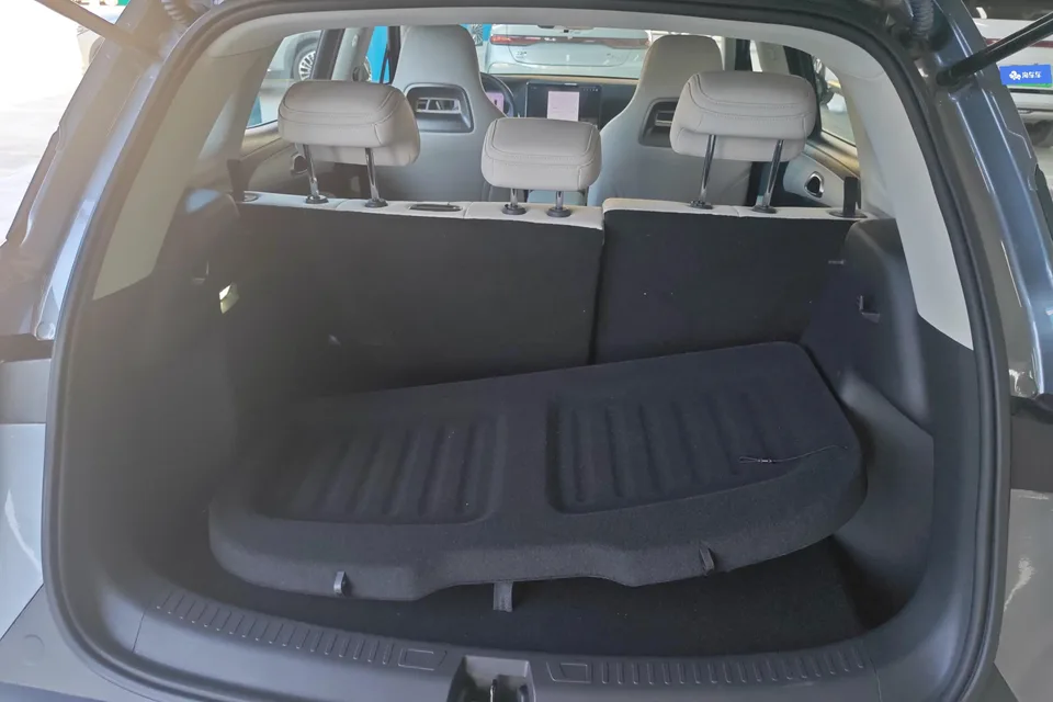 BYD Yuan Plus Smart Driving Edition 510KM Beyond Edition 2025 — миниатюра 3