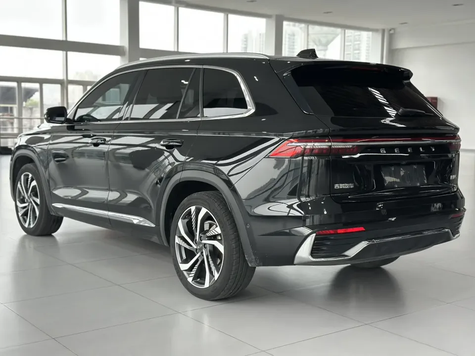 Geely Monjaro 2.0TD DCT EVO 2WD Smart Edition 2022 — миниатюра 2
