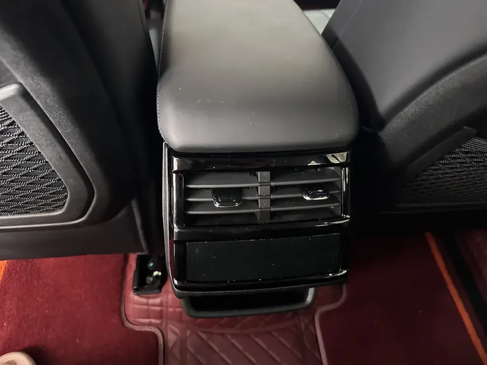 Geely Monjaro 2.0TD High Power Automatic 2WD Flagship Model 2023 — миниатюра 3