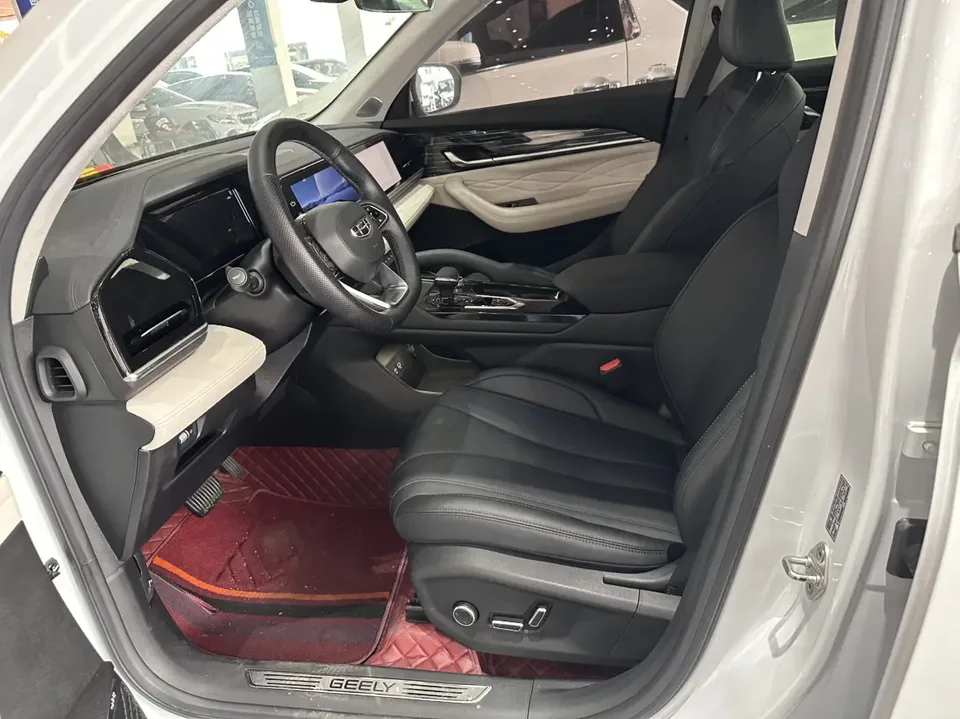 Geely Monjaro 2.0TD High Power Automatic 2WD Flagship Model 2023 — миниатюра 4