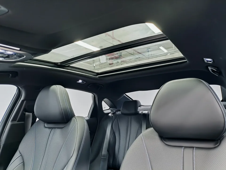Geely Preface 1.5T Dongfangyao Jinghong Edition+ 2025 — thumbnail 5