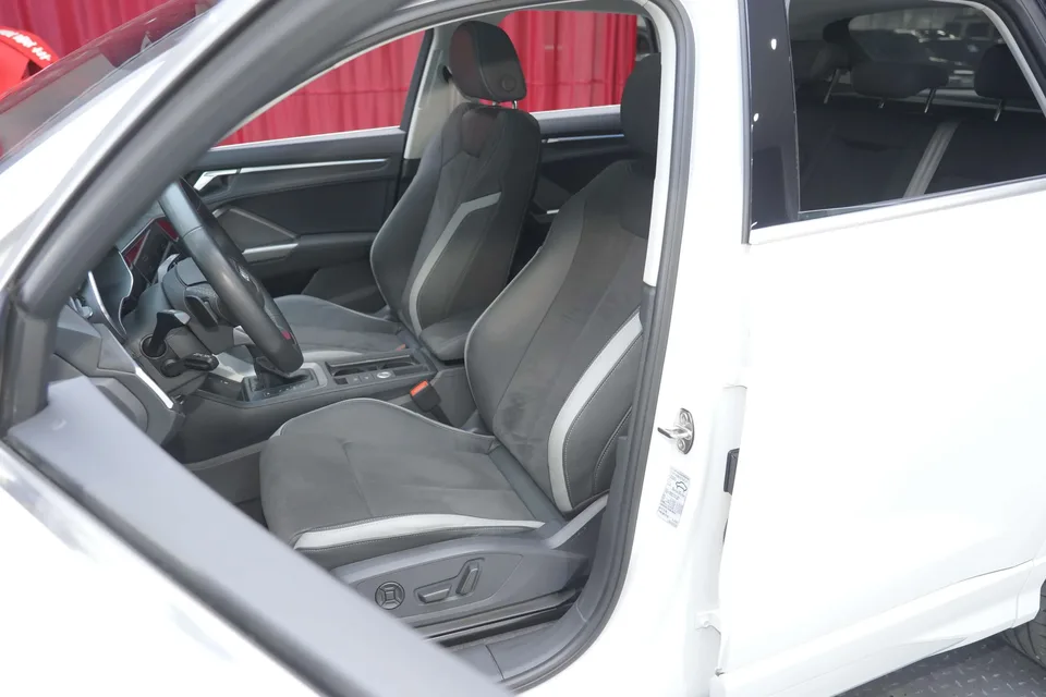 Audi Q3 Audi Q3 2023 40 TFSI Fashionable and Dynamic 2023 — миниатюра 5