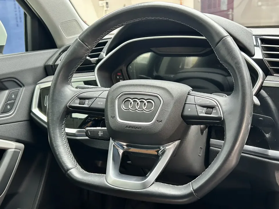 Audi Q3 Audi Q3 2023 35 TFSI Fashionable and Dynamic 2023 — миниатюра 5