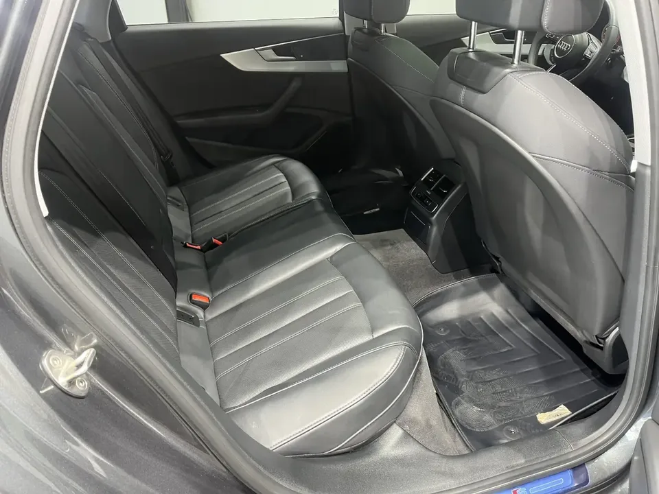 Audi a4 l 40 TFSI Fashion Dynamic Edition 2023 — миниатюра 3