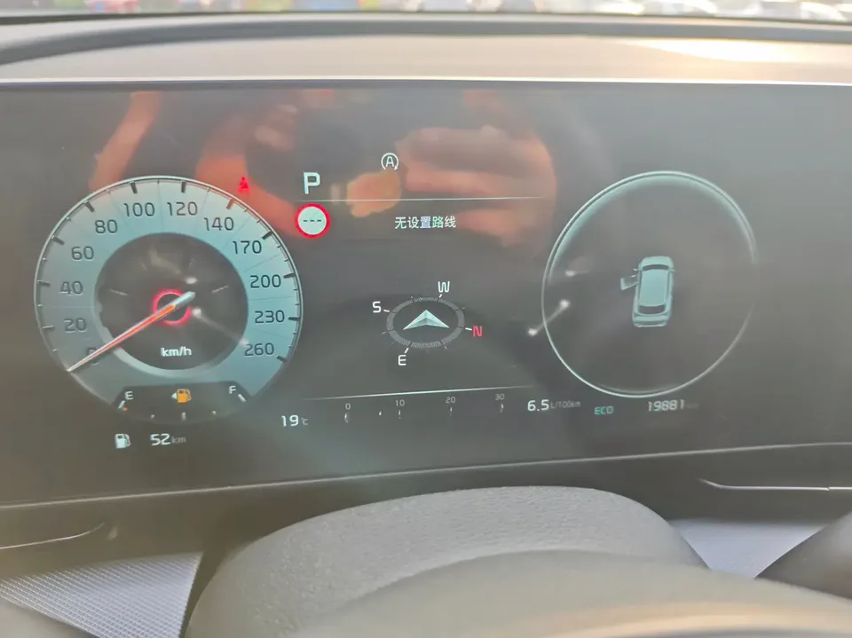 Kia Lion Platinum Expands the Boundary 2.0T 2WD Premium Edition 2025 — миниатюра 5