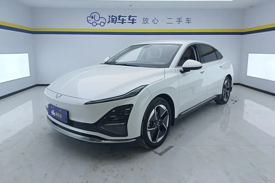 Wuling Starlight EV 2025