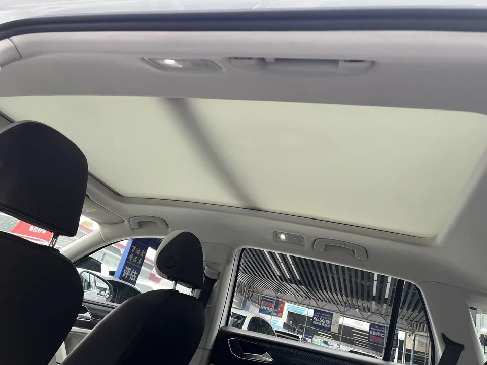 Volkswagen Tayron Tanyue 2023 330TSI 2WD Luxury Plus Advanced Edition 2022 — миниатюра 5