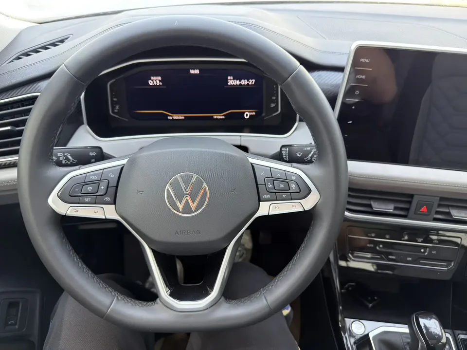 Volkswagen Tayron Tanyue 2023 280TSI 2WD Luxury Plus Advanced Edition 2022 — миниатюра 4