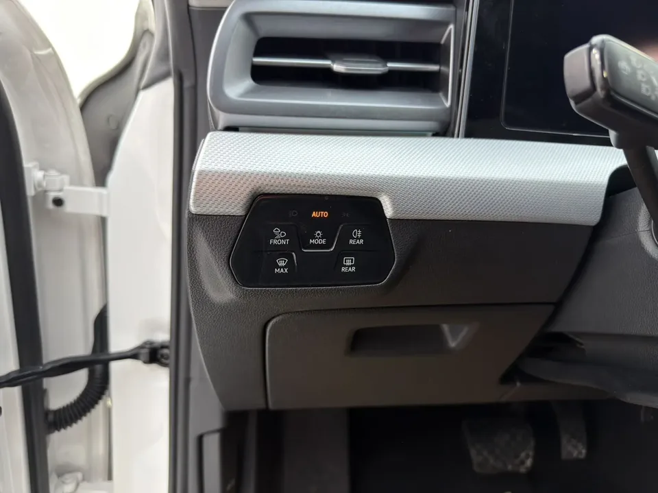 Volkswagen Lamando Lingdu L 280TSI DSG Super Hot Flagship Edition 2023 — миниатюра 4