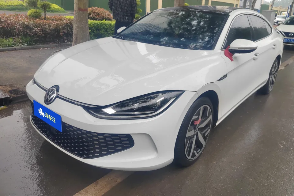 Volkswagen Lamando Lingdu 2024 2024 Lingdu Lingdu L 280TSI DSG Cool Edition 2024 — photo 1, buy with delivery to Moscow