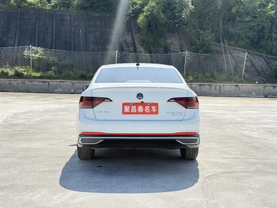 Volkswagen Sagitar 2023 Sagitar 300TSI DSG Beyond Edition 2024 — миниатюра 2