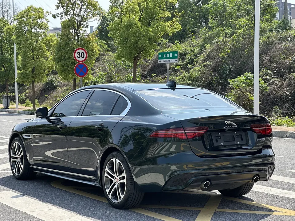 Jaguar XEL Jaguar XEL 2023 2.0T 250PS R-DYNAMIC S Progressive Sports Edition 2023 — thumbnail 5