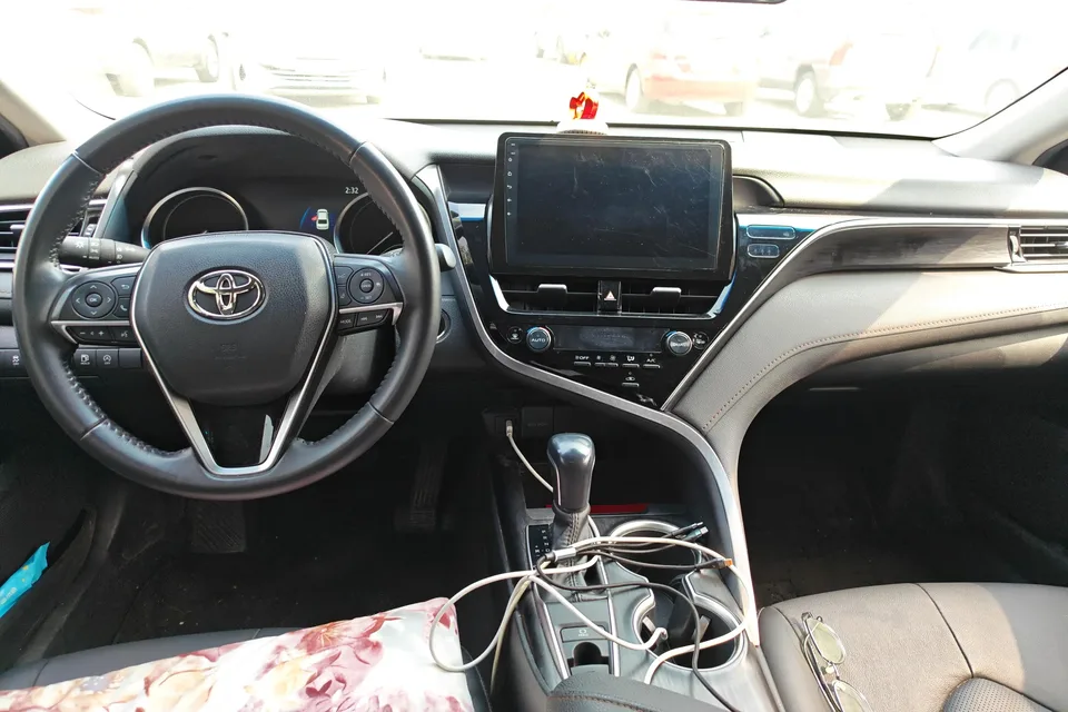 Toyota Camry 2.0G Deluxe Edition 2022 — миниатюра 4
