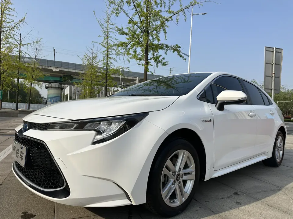 Toyota Levin Lei Ling 2022 2022 Lelink Dual Engine 1.8H E-CVT Luxury Edition 2022 — фото 1, купить с доставкой в Москву