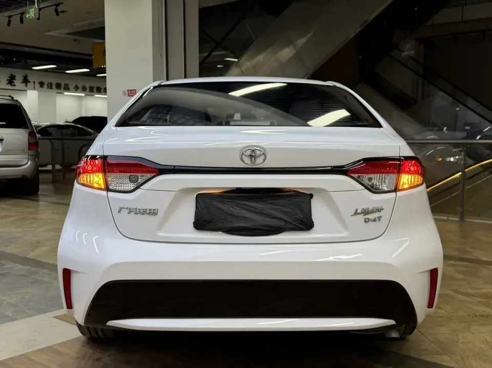 Toyota Levin 2022 Lelink 185T CVT Luxury Edition 2022 — миниатюра 2