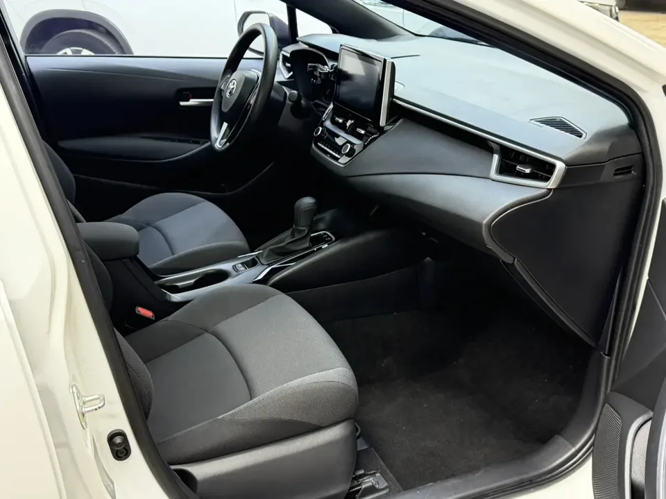 Toyota Levin 2022 Lelink 185T CVT Luxury Edition 2022 — миниатюра 3