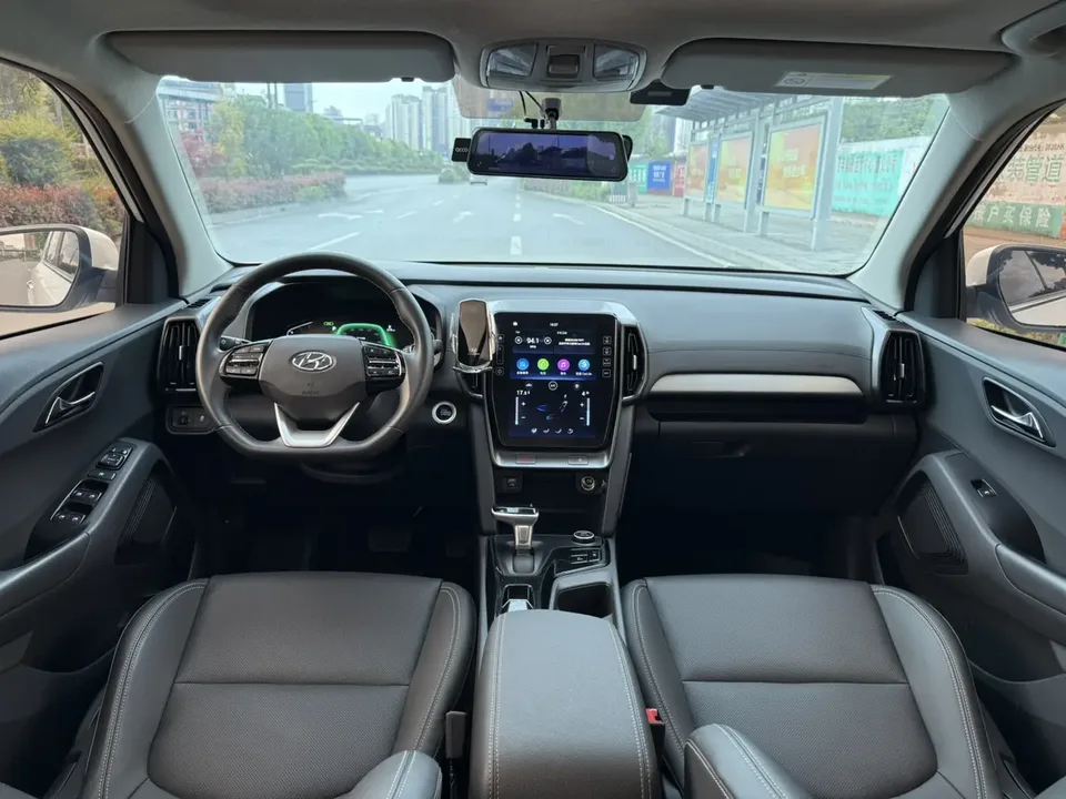 Hyundai ix35 Hyundai ix35 2021 2.0L Automatic 2WD Leading Edition GLS 2022 — миниатюра 5