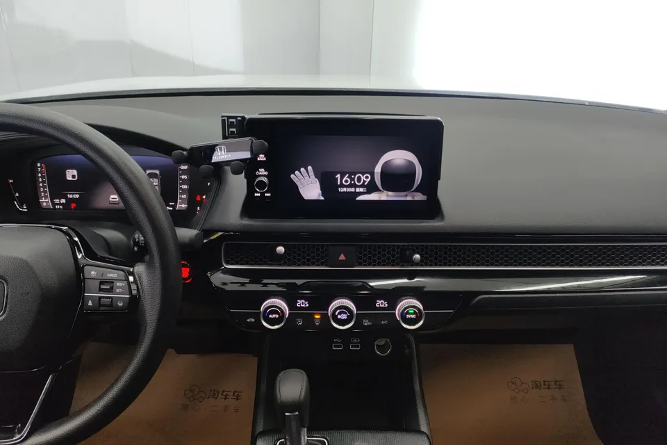 Honda Integra 240TURBO CVT Leading Edition 2024 — миниатюра 3