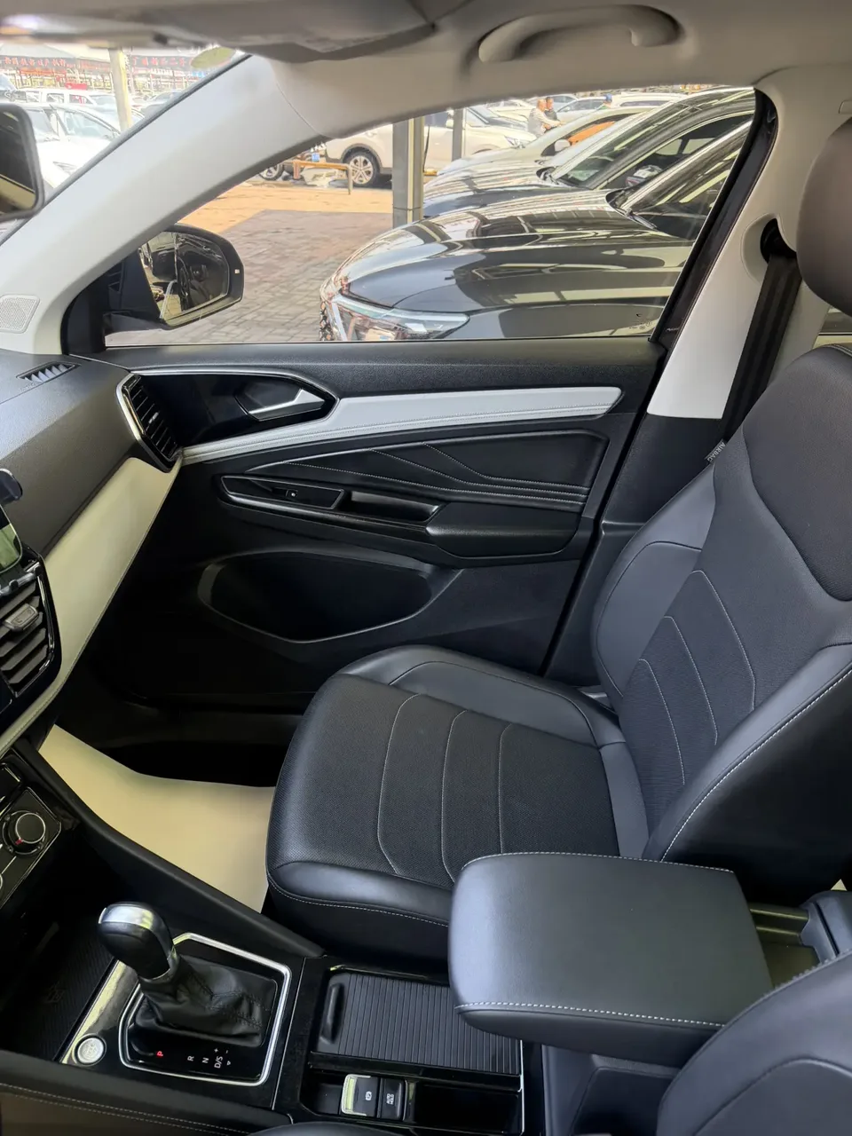 Jetta VS7 280TSI Automatic Enjoy Edition 2023 — миниатюра 3