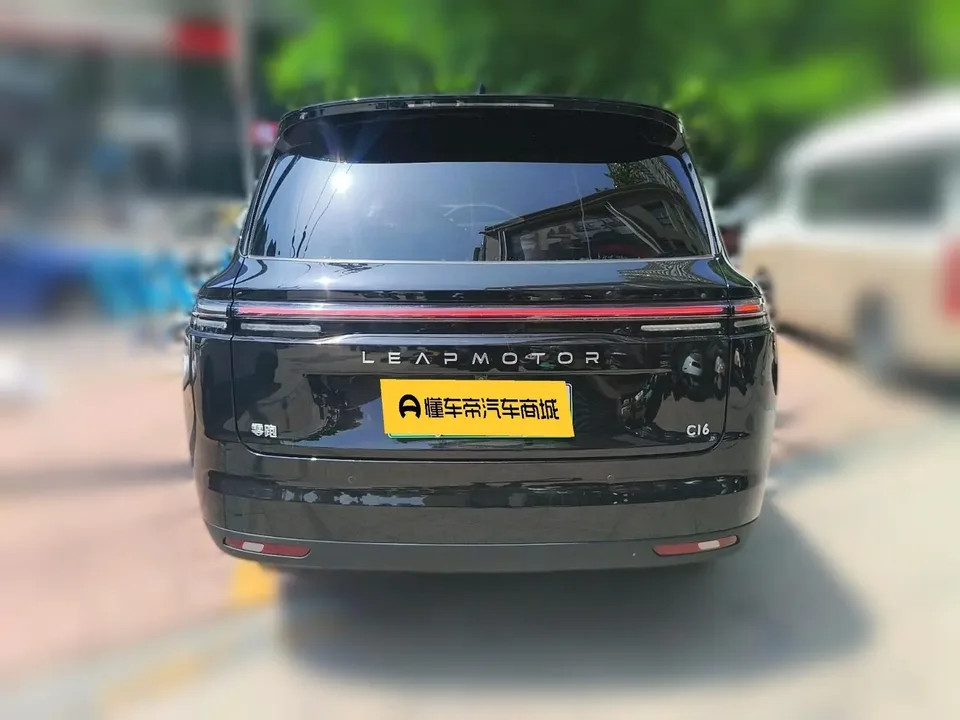 Leapmotor C16 Extended Range 200 Premium Edition 2025 — миниатюра 5