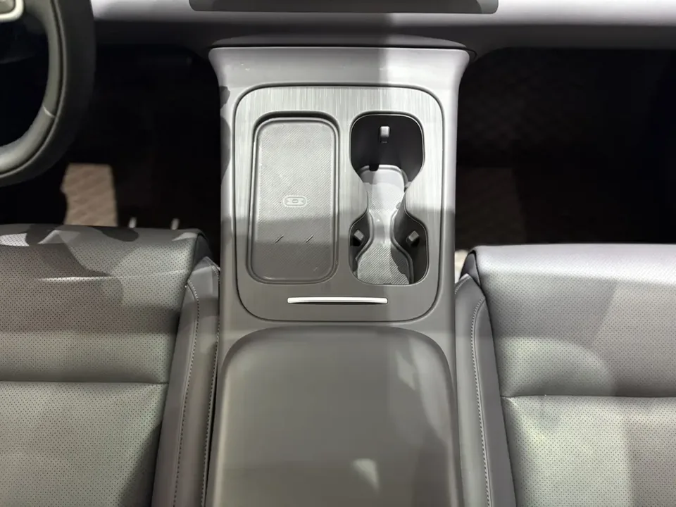 Leapmotor Zero running C10 Pure Electric 530 LiDAR Edition 2024 — миниатюра 5