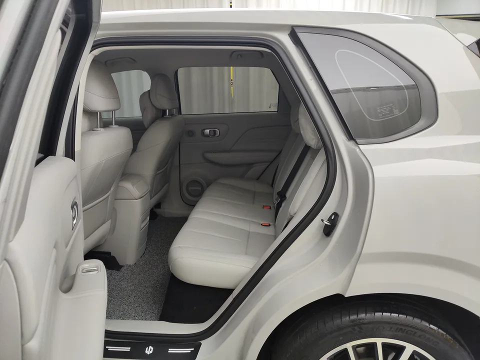 Leapmotor B10 510 Comfort Edition 2025 — миниатюра 4
