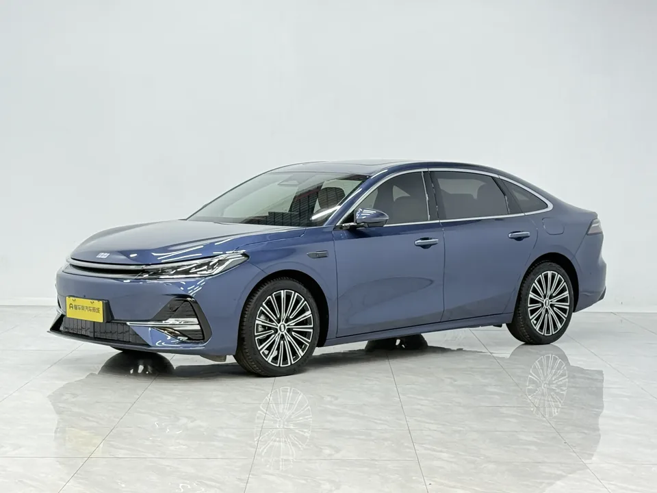 Geely Galaxy A7 PHEV 2025