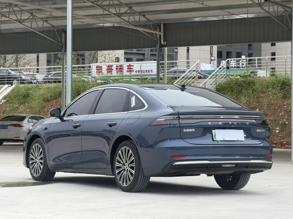 Geely Galaxy A7 PHEV 150km Starship Edition 2025 — миниатюра 2