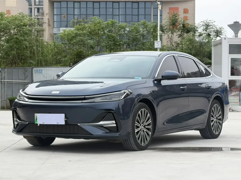 Geely Galaxy A7 PHEV 2025