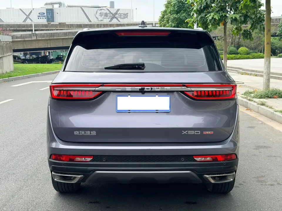 Jetour Jietu X90 PLUS Jietu X90 PLUS 2023 1.6TD DCT villa 2023 — миниатюра 2