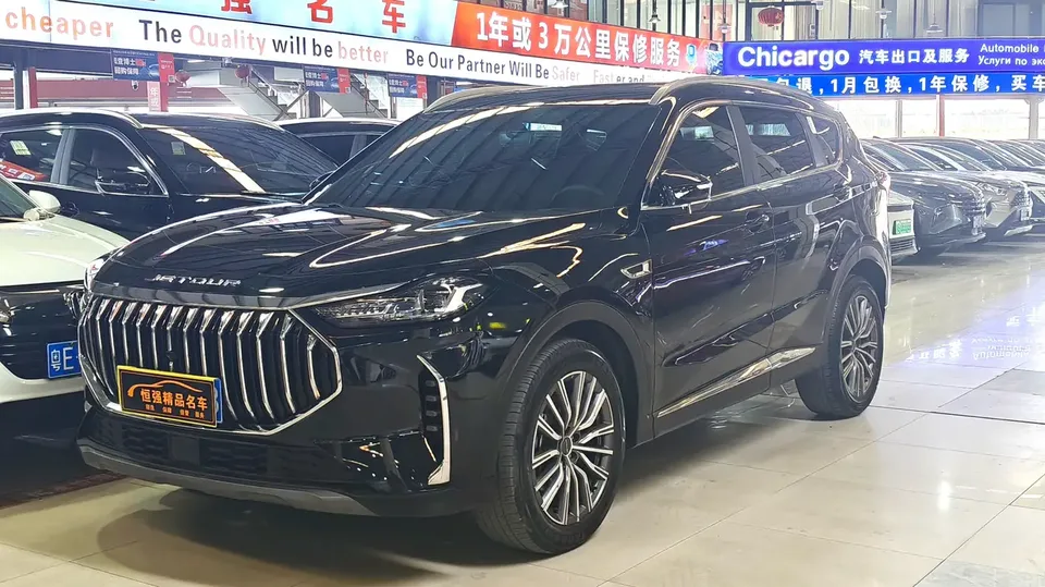Jetour Jietu X70 PLUS JETOUR X70 PLUS 2023 1.5T DCT Brave PLUS 5-seater 2024 — фото 1, купить с доставкой в Москву