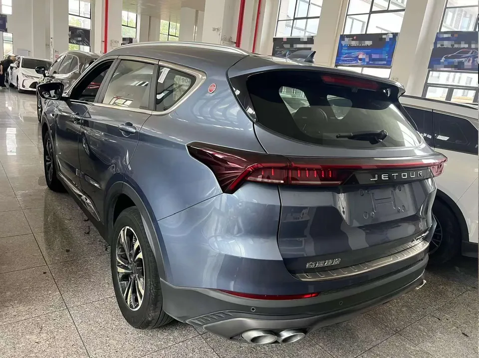 Jetour Jietu X70 PLUS JETOUR X70 PLUS 2021 1.5T DCT 5-seater 2023 — миниатюра 4