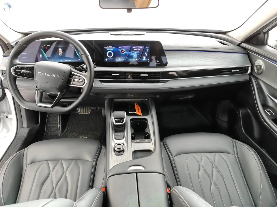 Chery Arrizo 8 1.6TGDI DCT Rui 2024 — миниатюра 4