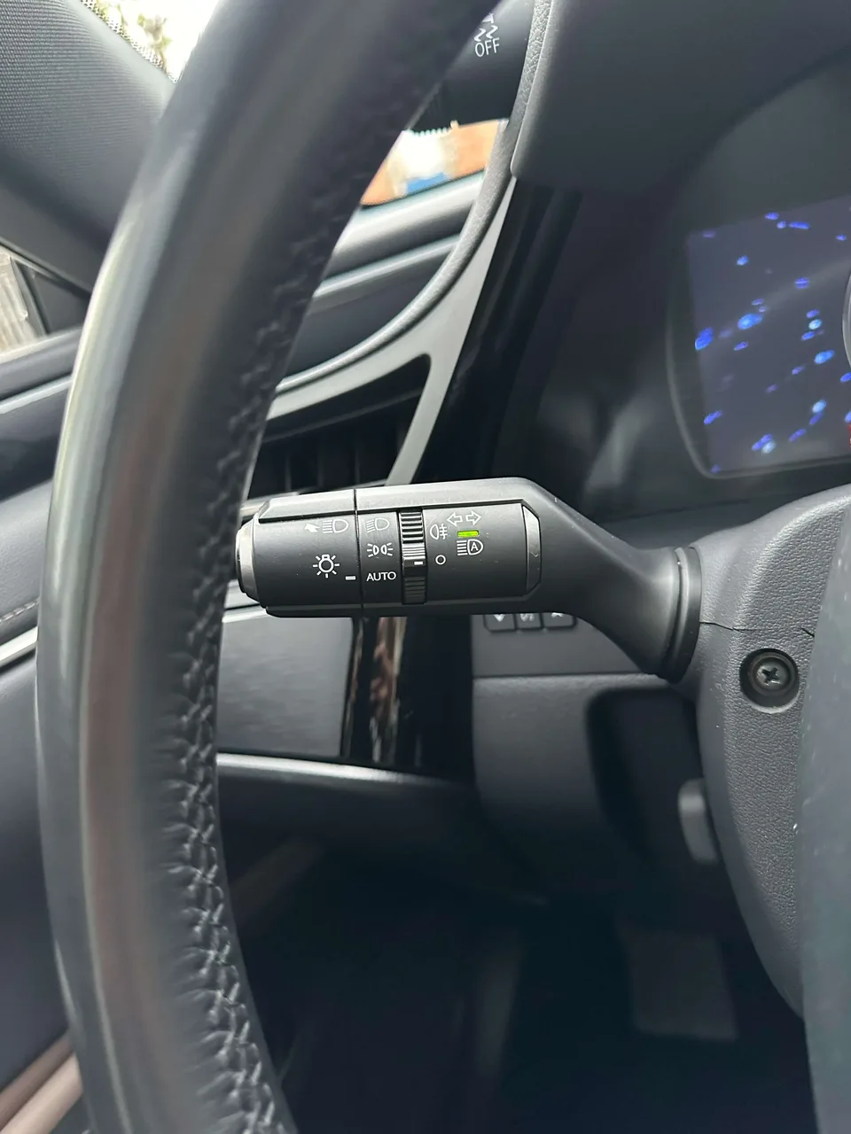 Lexus ES 200 Excellence Edition 2023 — миниатюра 5
