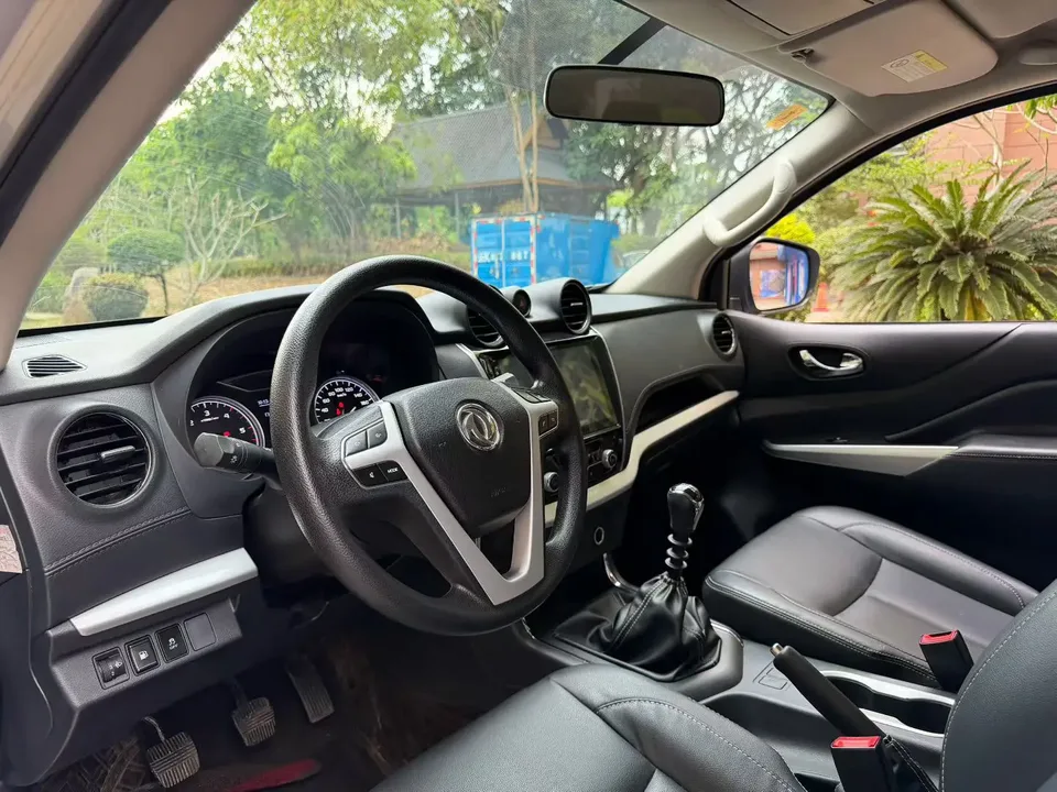 Dongfeng Ruiqi 6 2.3T automatic four-wheel drive diesel luxury model M9T 2022 — миниатюра 4