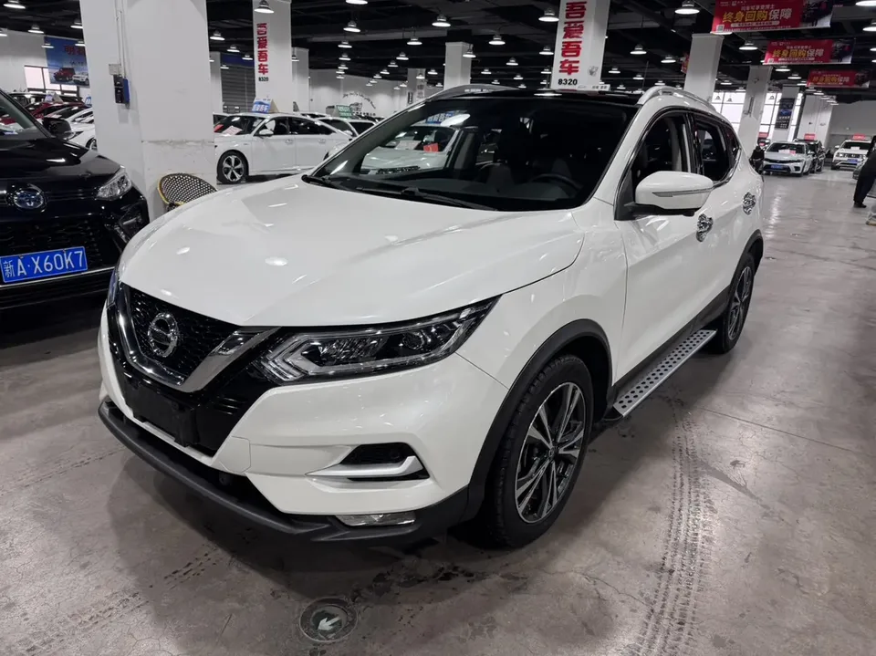 Nissan Qashqai Qashqai 2022 Qashqai 2022 2.0L XV Prem. Deluxe Edition 2023 — фото 1, купить с доставкой в Москву