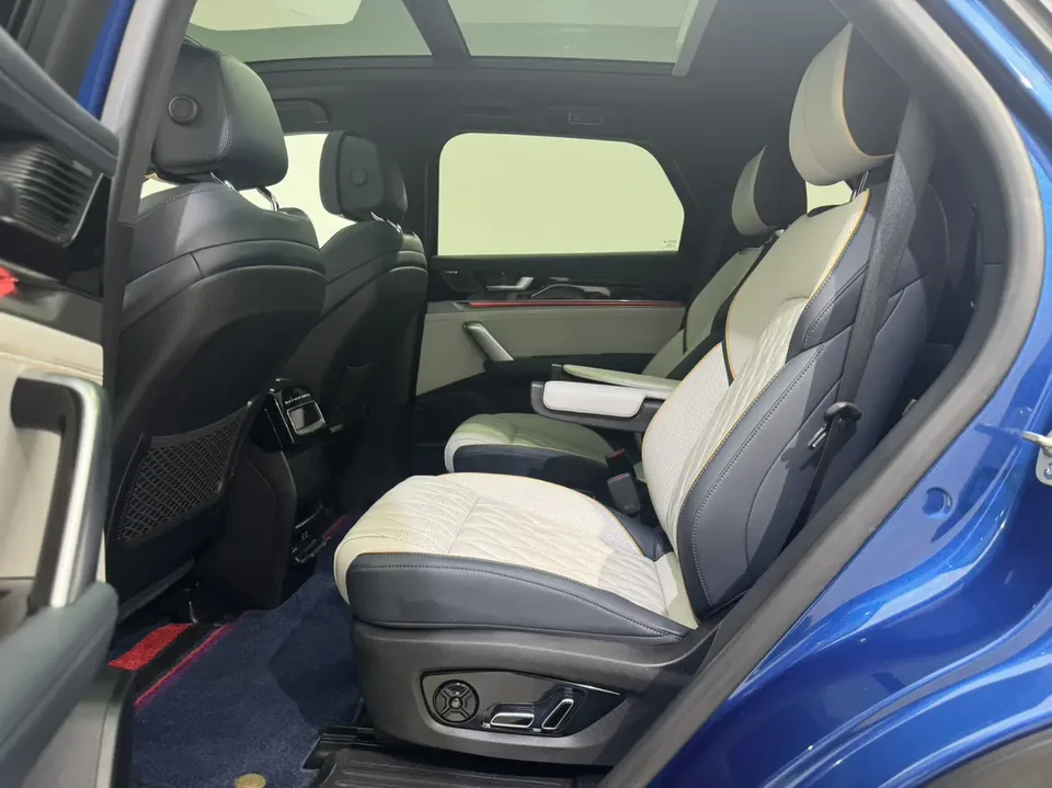 BYD Tang EV 635KM 4WD Flagship Model 2022 — миниатюра 4
