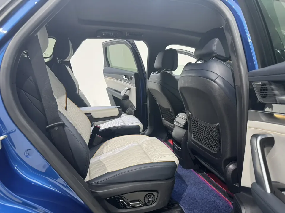BYD Tang EV 635KM 4WD Flagship Model 2022 — миниатюра 5