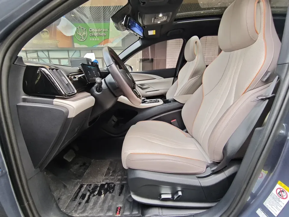 BYD Song Pro DM DM-i Honor Edition 110km Excellence Edition 2024 — миниатюра 4