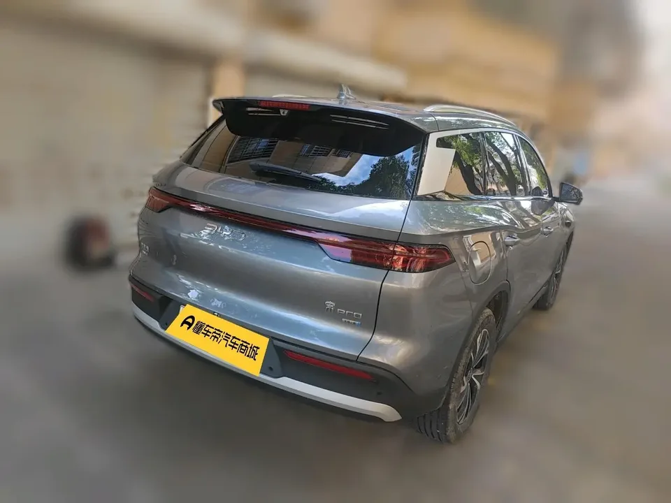 BYD Song Pro DM Second Generation Intelligent Driving Edition DM-i 75KM Leading Edition 2025 — миниатюра 4