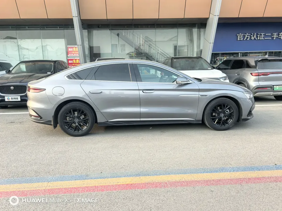 BYD Han DM DM-i Honor Edition 121KM Elite 2024 — миниатюра 2