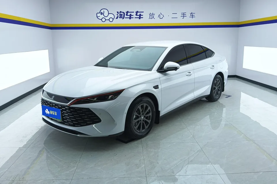 BYD Qin L DM 2025