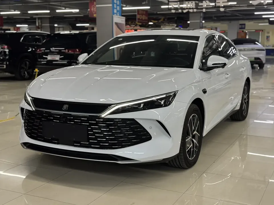 BYD Qin L DM 2025