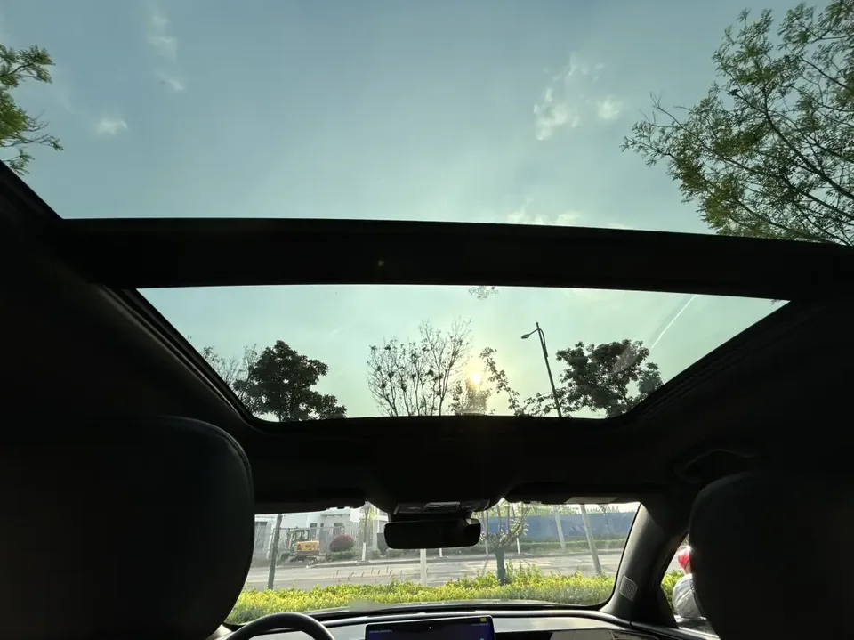 BYD Qin L DM DM-i 120KM Excellence Edition 2024 — миниатюра 3