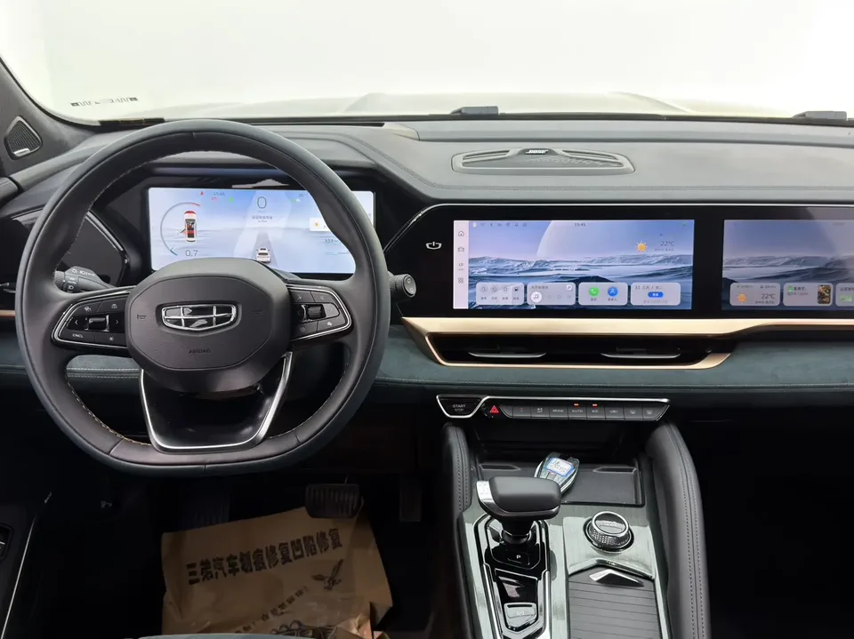 Geely Monjaro 2.0TD High-power Automatic 4WD Flagship Model 2022 — миниатюра 3