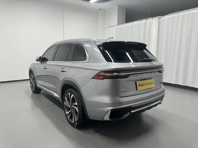 Geely Monjaro Xingyue L 2024 2.0TD High Power Automatic 2WD Skyline Edition 2025 — миниатюра 2