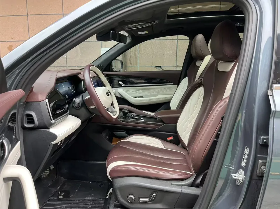 Geely Monjaro 2.0TD DCT EVO 2WD Premium Edition 2022 — миниатюра 5