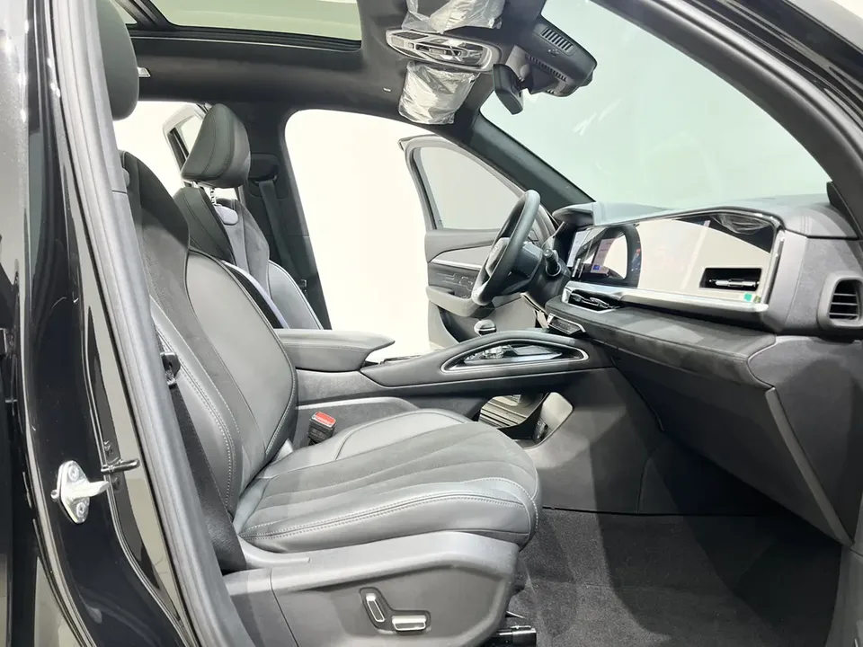 Geely Monjaro Xingyue L 2024 Xingyue L 2024 2.0TD High Power Automatic 2WD Skyline Edition 2024 — thumbnail 5