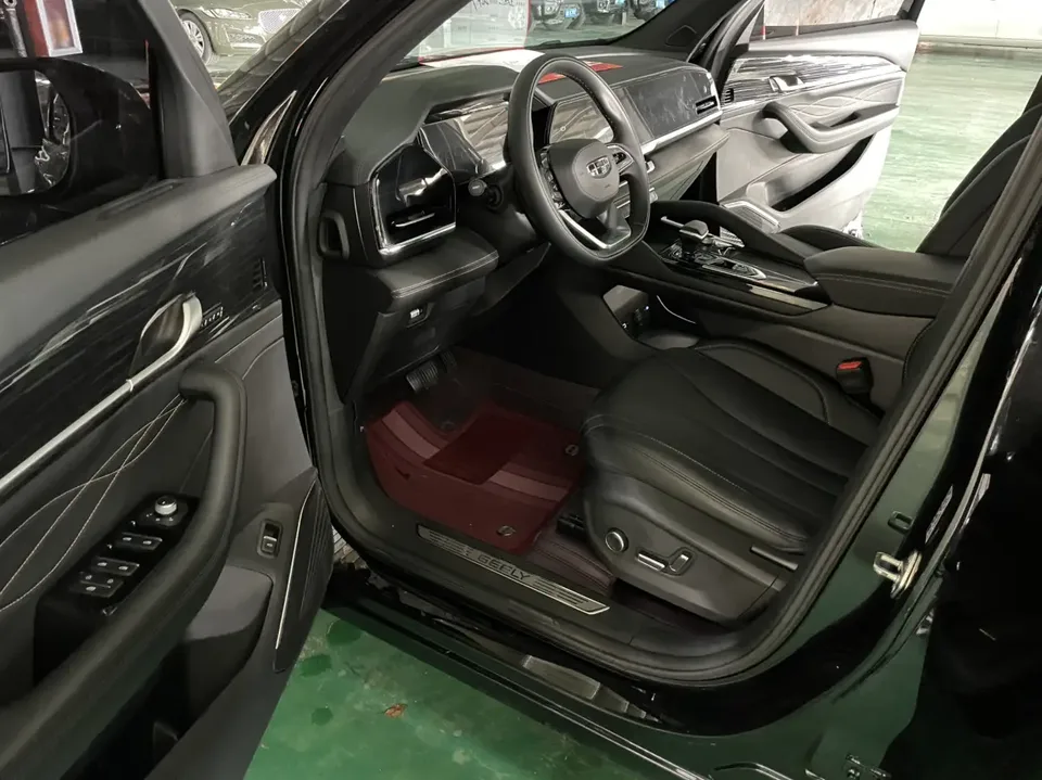 Geely Monjaro Xingyue L 2024 2.0TD High Power Automatic 2WD Yunqi Edition 2024 — миниатюра 4