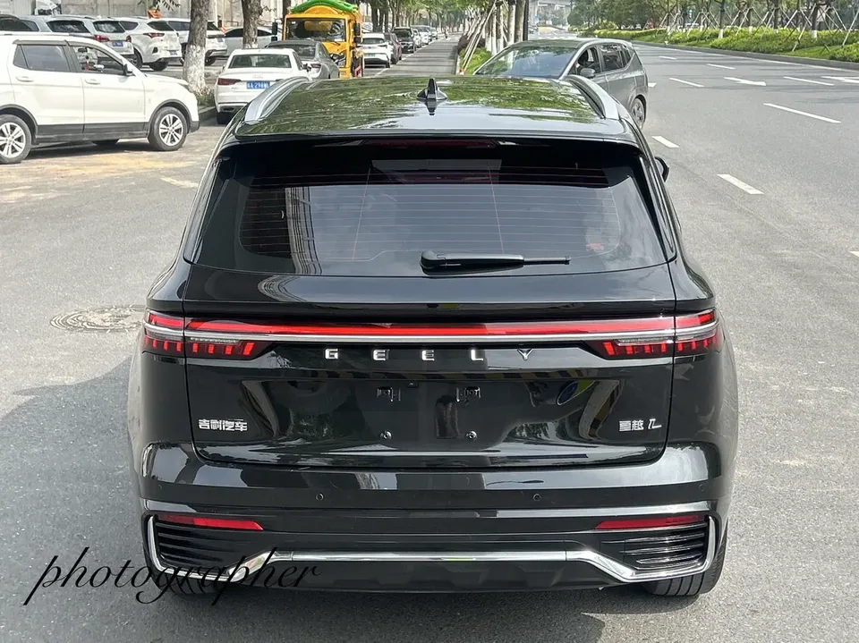 Geely Monjaro Xingyue L 2024 2.0TD High Power Automatic 2WD Yunqi Edition 2024 — миниатюра 2